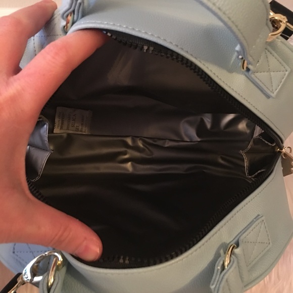 LAST ONE!  Betsey Johnson Lunch Tote - Picture 8 of 8